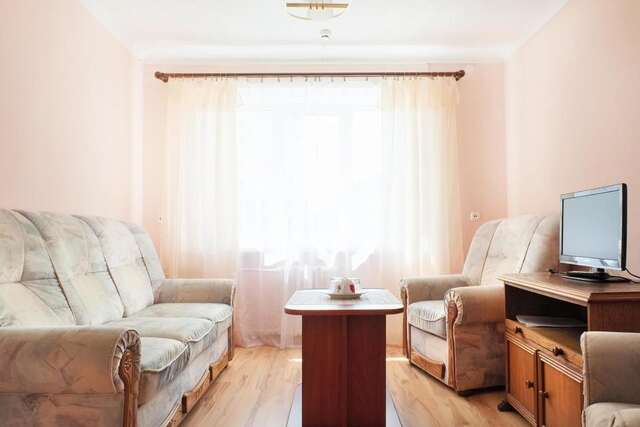 Отель Akademicheskaya Hotel Минск-11